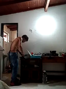 Dominant_kiingn Live XXX chat