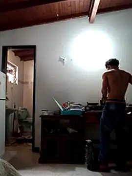 Chat +18 de Dominant_kiing ao vivo
