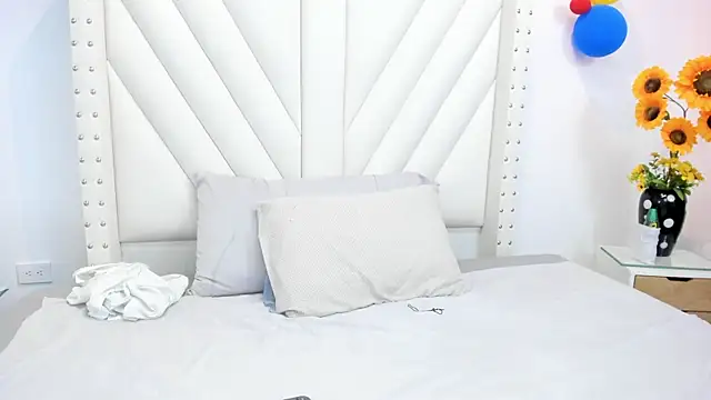 Paulynavera XXX чат на живо