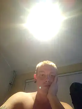 piercingpikn Webbikameraesitys