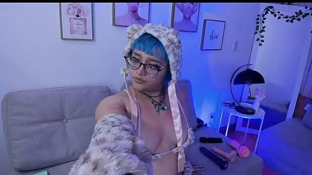 Blue_Cherry's Live XXX Chat