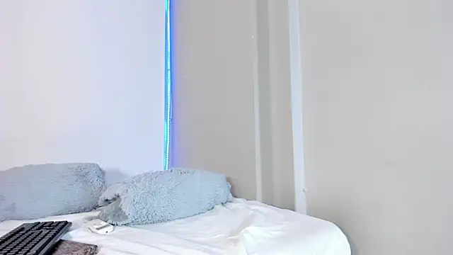 Roxy_Stonee – Live XXX-chat