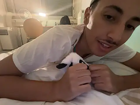 Rebeu_77 Live XXX-Chat