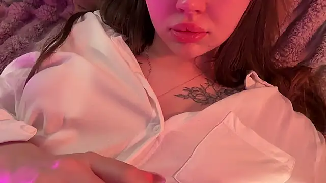 Chat XXX en directo de AlmaryKim