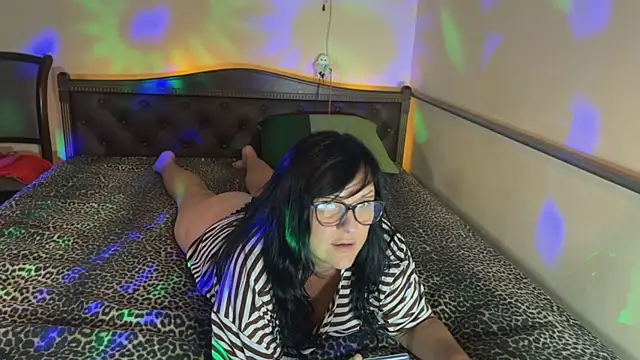 OxiLovex's Live XXX Chat