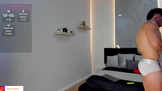 دردشة Brad_Summer الجنسية المباشرة