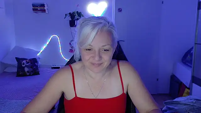 Chat +18 de Linsy_Kim ao vivo
