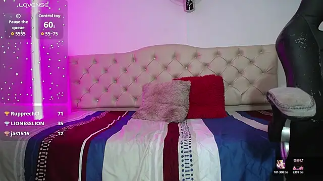 Chat +18 de nicol_ross19 ao vivo