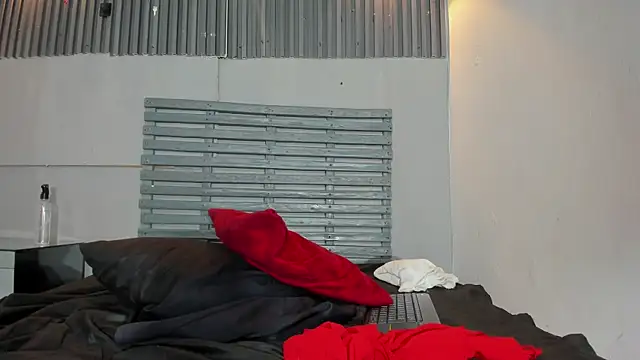 Živý XXX chat Thomas_Woolf