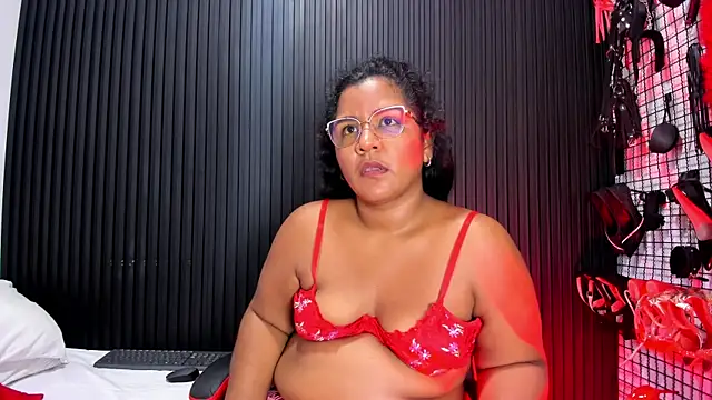 Mommy_Big_Ass Chat XXX in diretta