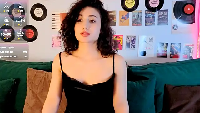 Maya_Rogerss' Live XXX Chat