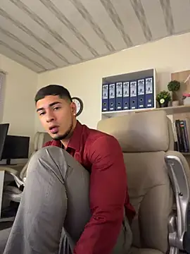 Dimitri_Colleman Chat XXX in diretta