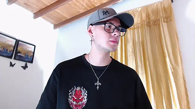 Vlad__night's Live XXX Chat
