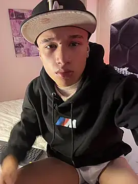 Dominik_Souza élő XXX-chatje