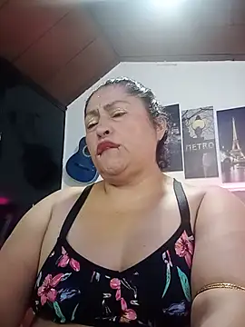 Chatroom XXX en direct de Keyla01_