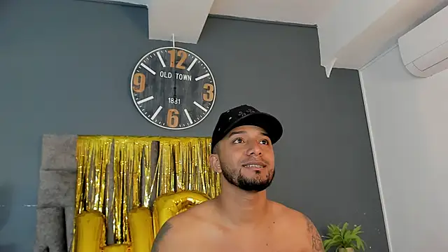 Chatroom XXX en direct de Robin_Rief