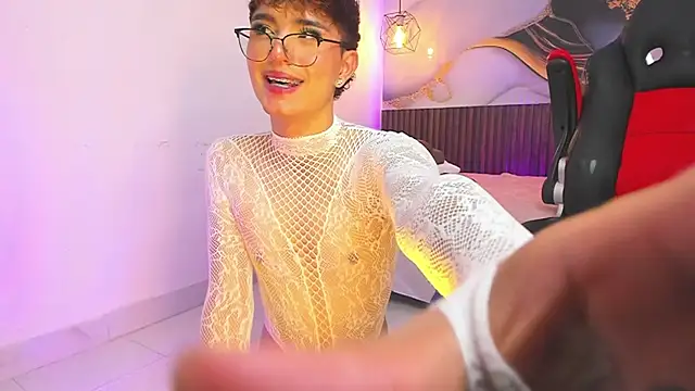 ReneePaz live XXX chat