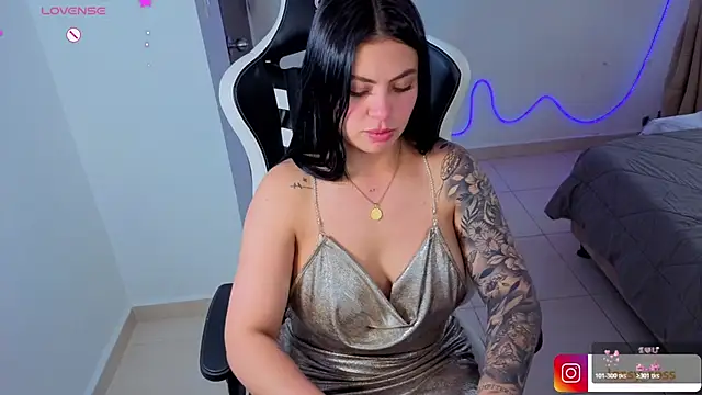 Victoryyy_'s Live XXX Chat
