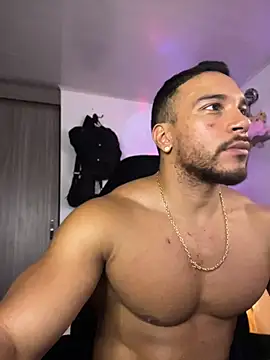Chatroom XXX en direct de FreszX