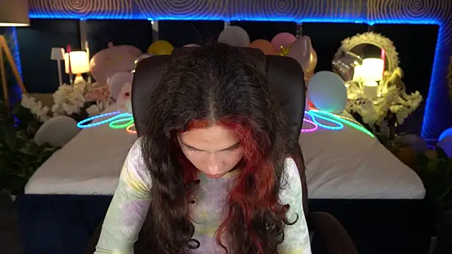 צ'אט XXX בשידור חי של BabyFlowerr