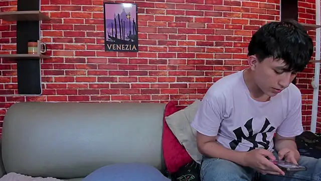 Hoot_boyss_ 现场XXX聊天