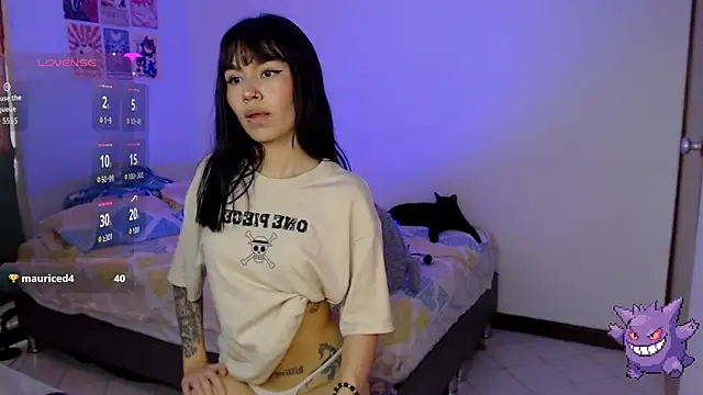 NicoRobin7's Live XXX Chat