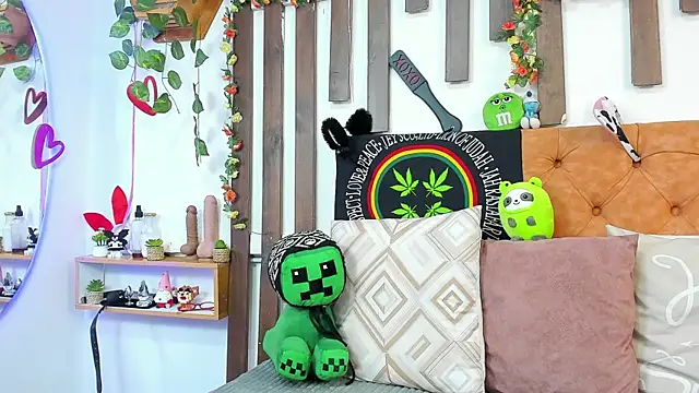 MeowMota_ Chat XXX live