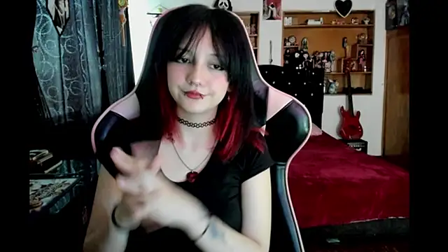 Pokazy przed kamerką – Daka_Cobain
