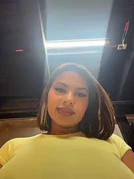 Chat XXX en directo de Irina_Velvett