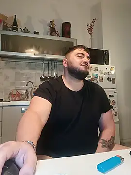 عرض كام bear_skinny