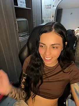 i_am_nina_'s Live XXX Chat