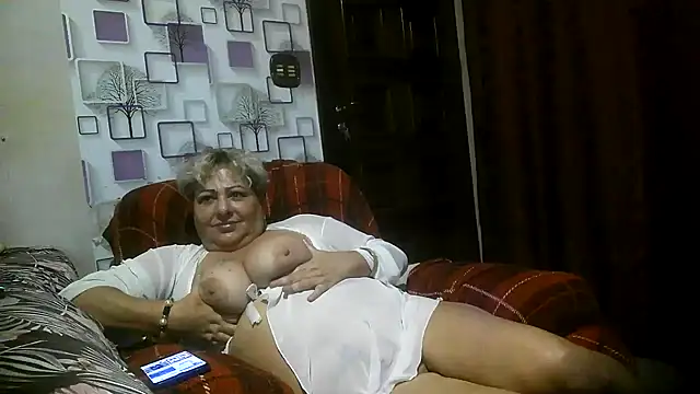 bialoba7 Live XXX-Chat