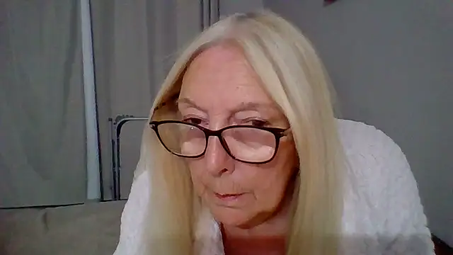 Chat +18 de Chanel-56 ao vivo