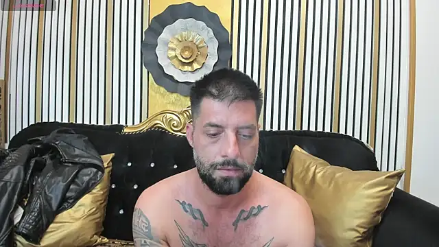 TommyDum live XXX chat