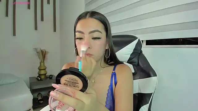 patriceloux_ Adlı Modelin Canlı XXX Sohbeti