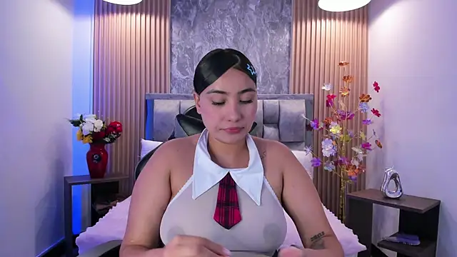 Sulay_Kim's Live XXX Chat