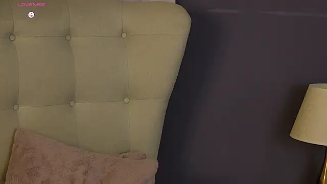 YasminBlonde's Live XXX Chat