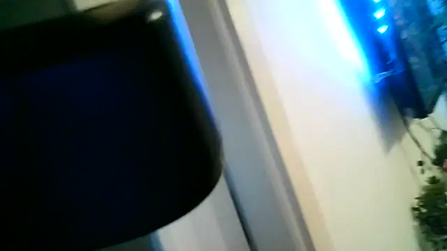 XXX chat uživo modela yanick931