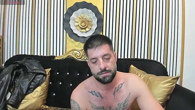 Chat XXX en directo de TommyDum