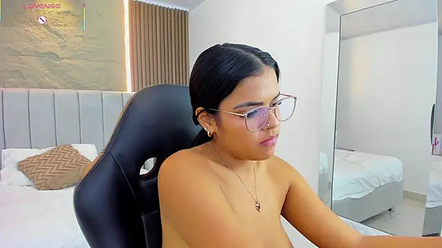LISAPALMER7's Live XXX Chat