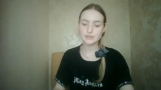 Онлайн чат XXX Lisanta