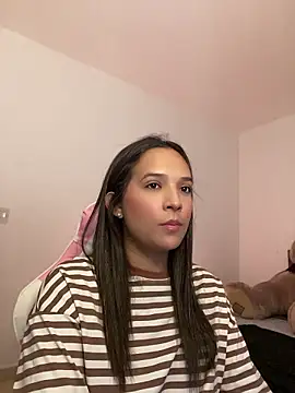 Chat XXX en directo de cutie_dance
