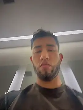 Chatroom XXX en direct de liam_bronw