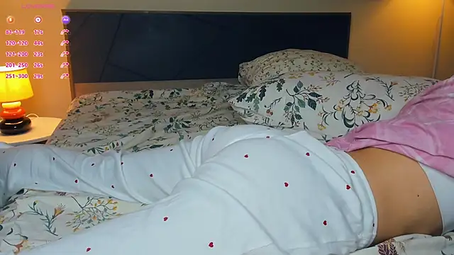 DianeHonnette – Naživo XXX chat