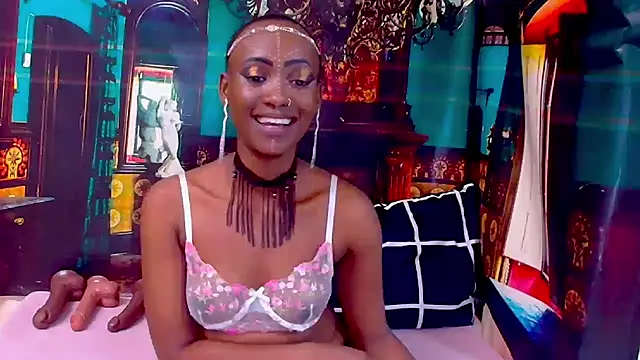 צ'אט XXX בשידור חי של EbonyOlive69