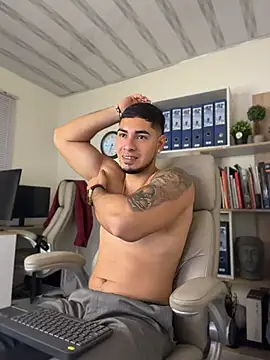 Dimitri_Colleman Adlı Modelin Canlı XXX Sohbeti