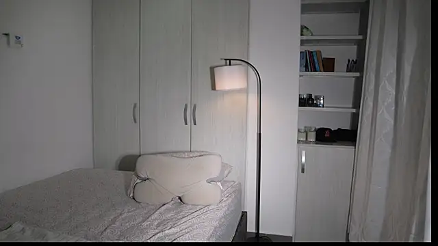 Paradise_boy__n Live XXX chat