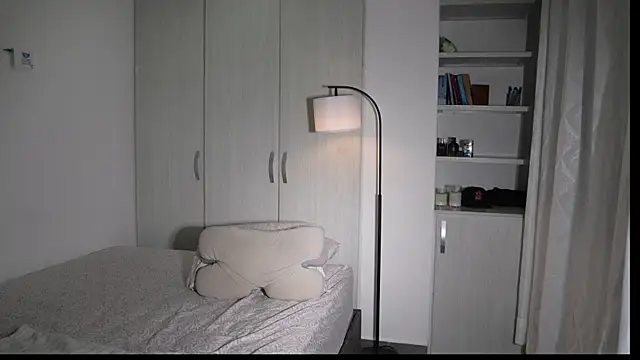 Chat +18 de Paradise_boy__ ao vivo