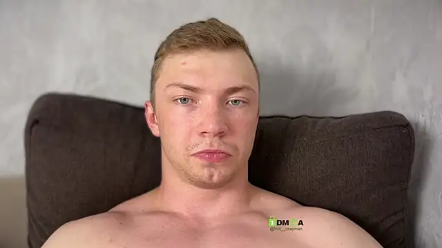 iron__chap Chat XXX in diretta