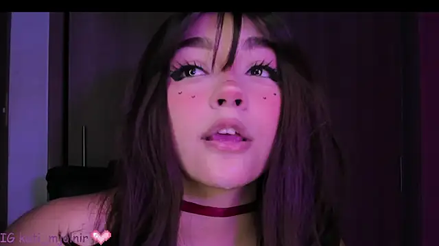 kati-01's Live XXX Chat